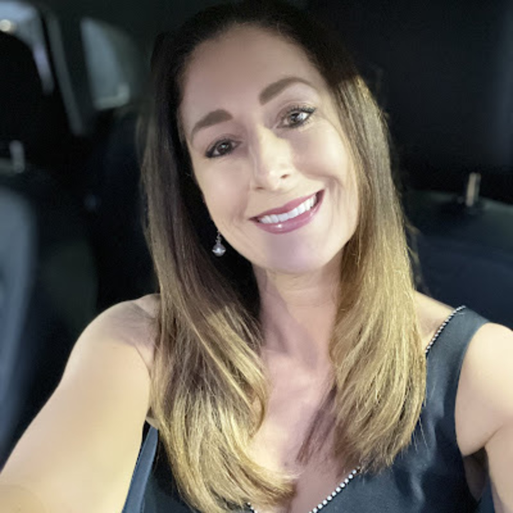 Meet your Posher, Julie
